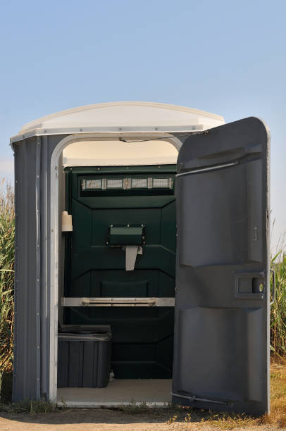 Best Wedding porta potty rental  in Center Line, MI