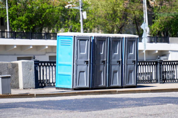 Best Construction site porta potty rental  in Center Line, MI